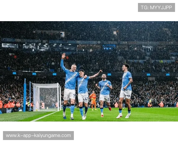 曼城继续在欧冠小组赛中保持全胜,福登与哈兰德继续闪光,曼城引援哈兰德